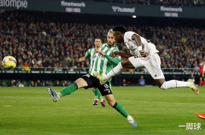 巴伦西亚首发缺兵少将,战术或受影响的简单介绍 巴伦西亚首发缺兵少将,战术或受影响的简单介绍