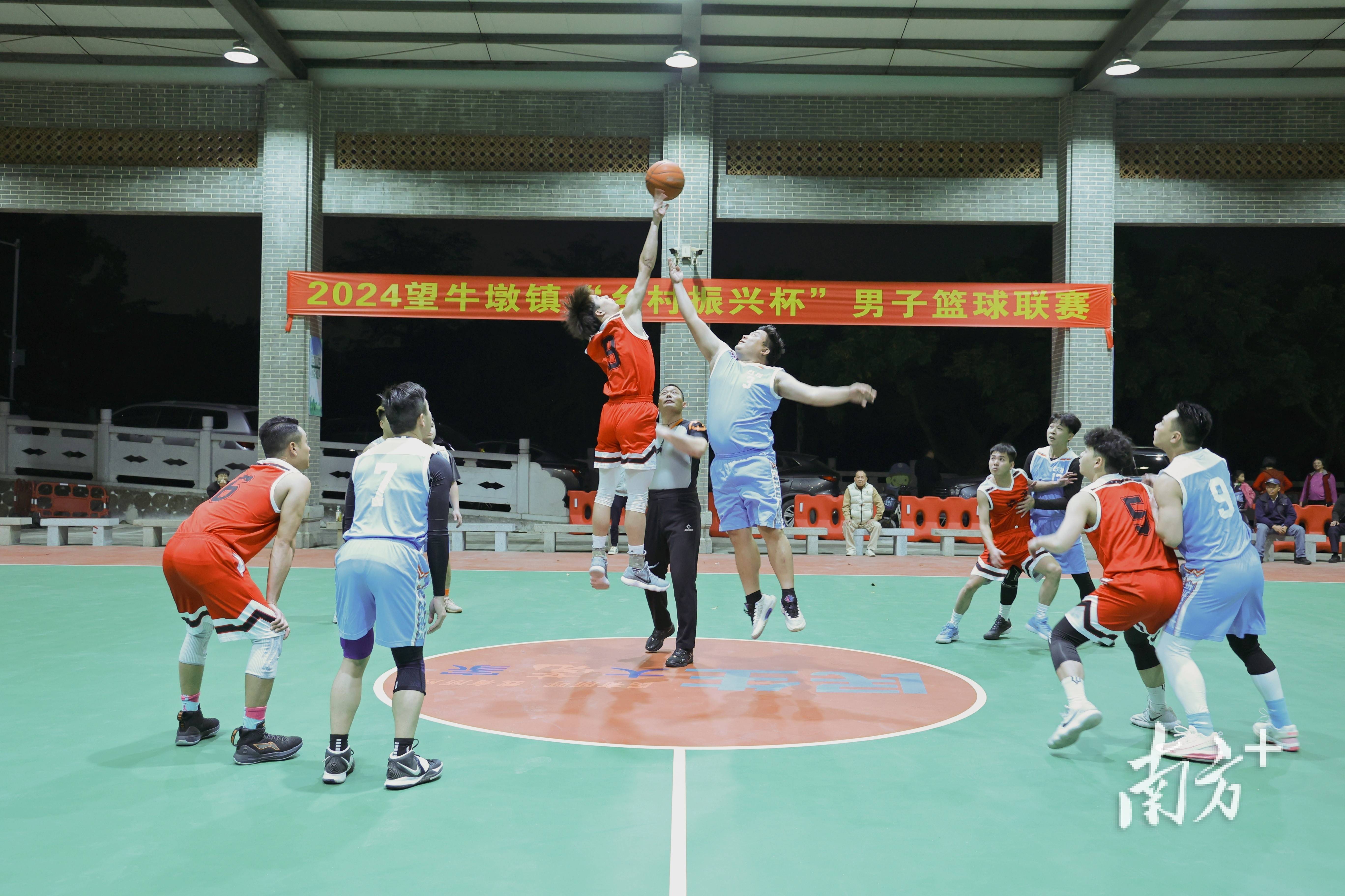 热门篮球赛事让球迷热血沸腾 热门篮球赛事让球迷热血沸腾