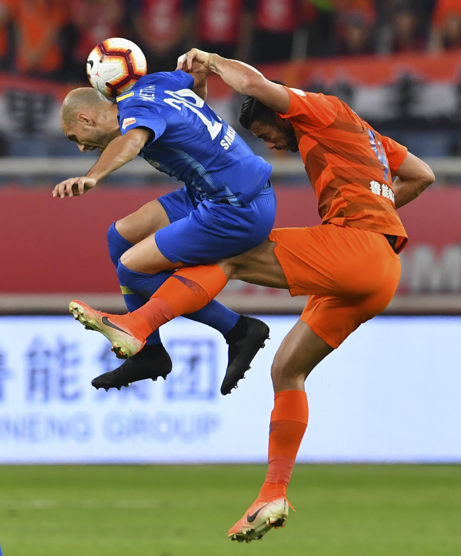 山东鲁能主场负于江苏苏宁,状态低迷难振 山东鲁能主场负于江苏苏宁,状态低迷难振