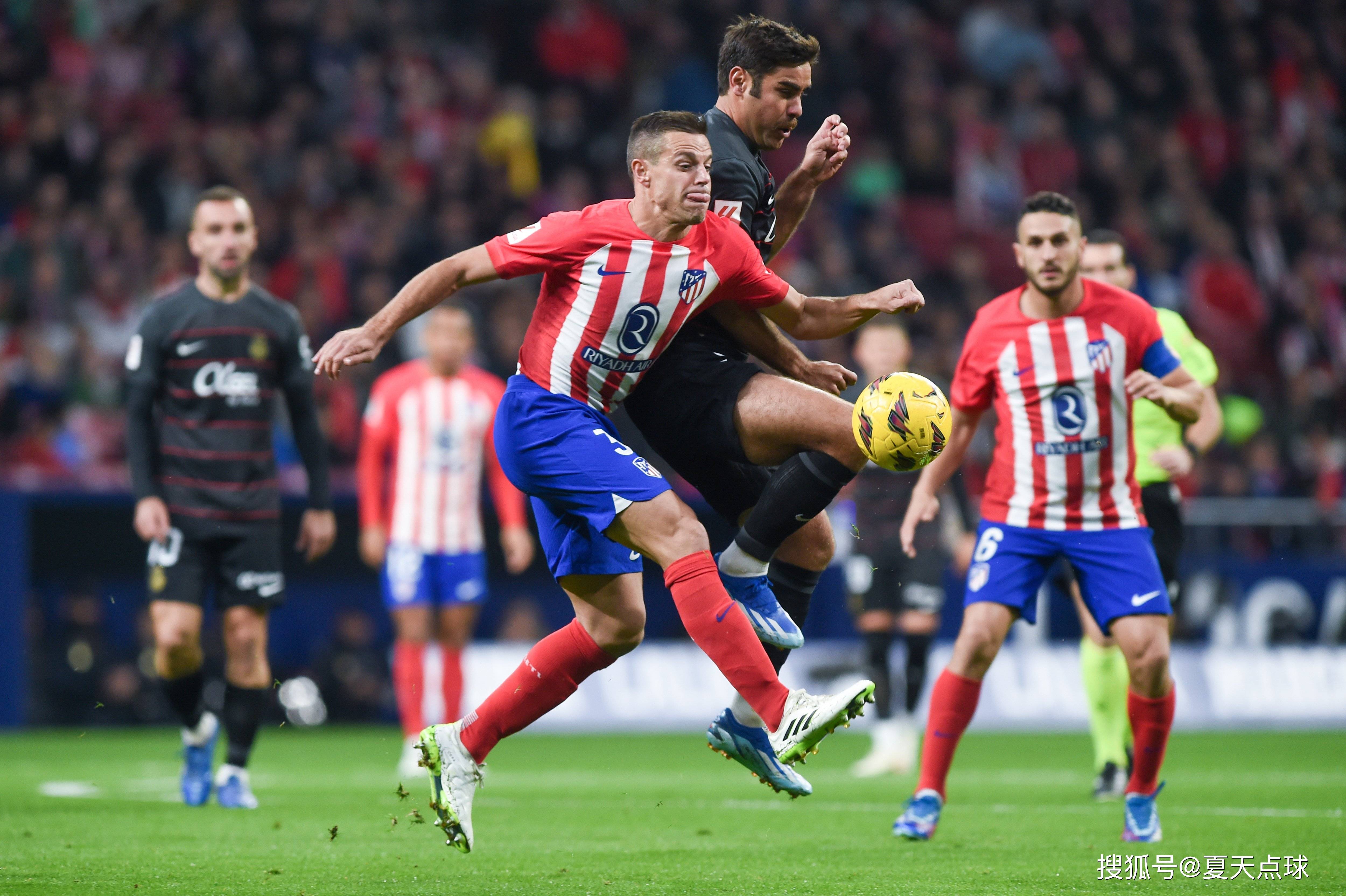 欧洲豪门签约新球员,引燃球迷热情 欧洲豪门签约新球员,引燃球迷热情