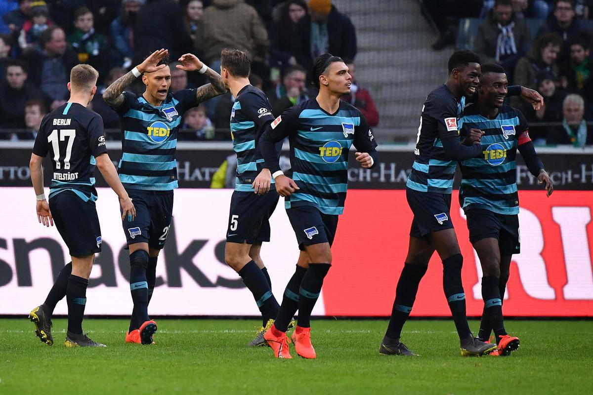 关于柏林赫塔客场击败多特蒙德，实现豪取三分的信息