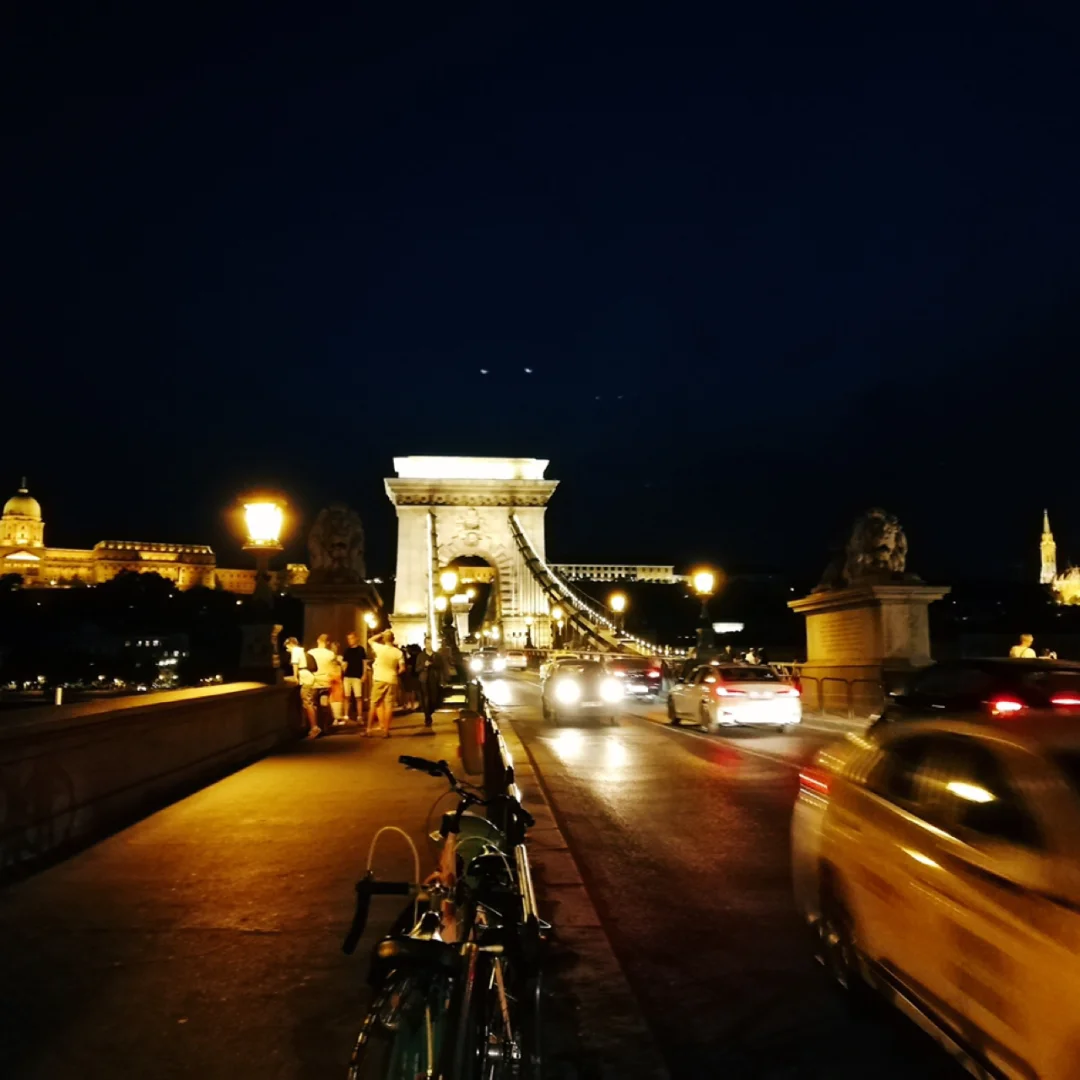 关于匈牙利足球超级联赛布达佩斯老马克西球场引入新室外广告的信息 关于匈牙利足球超级联赛布达佩斯老马克西球场引入新室外广告的信息