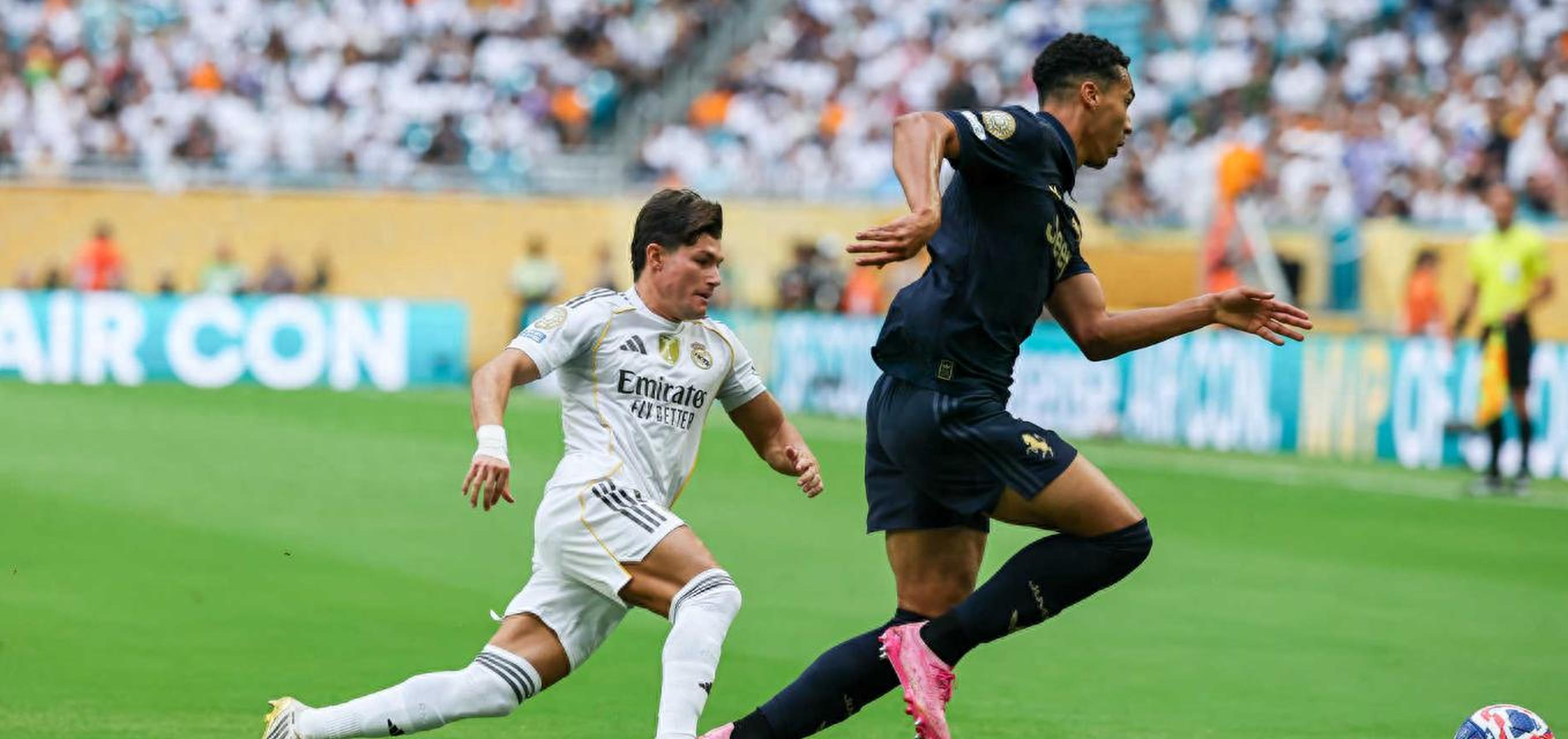 尤文图斯主场胜利晋级下一轮 尤文图斯主场胜利晋级下一轮