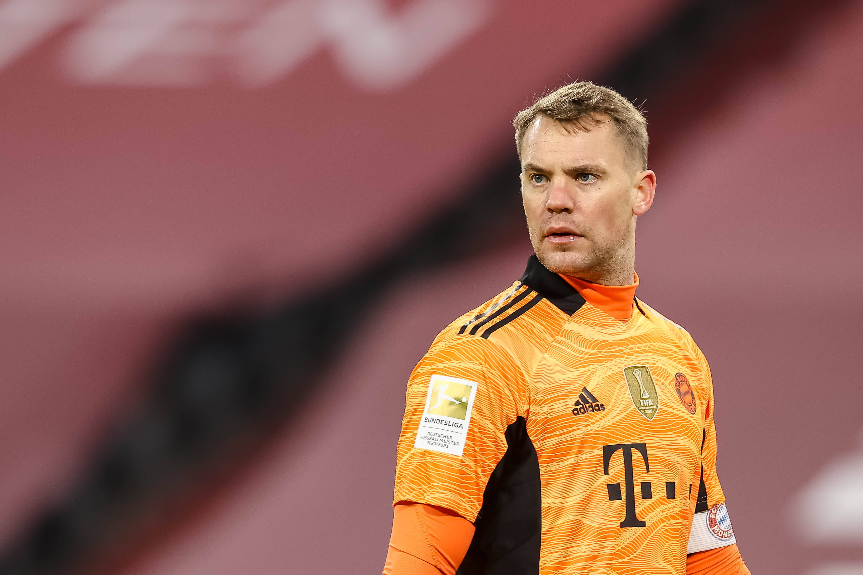 关于足坛话题球星伤愈复出,引领球队重返巅峰的信息 关于足坛话题球星伤愈复出,引领球队重返巅峰的信息