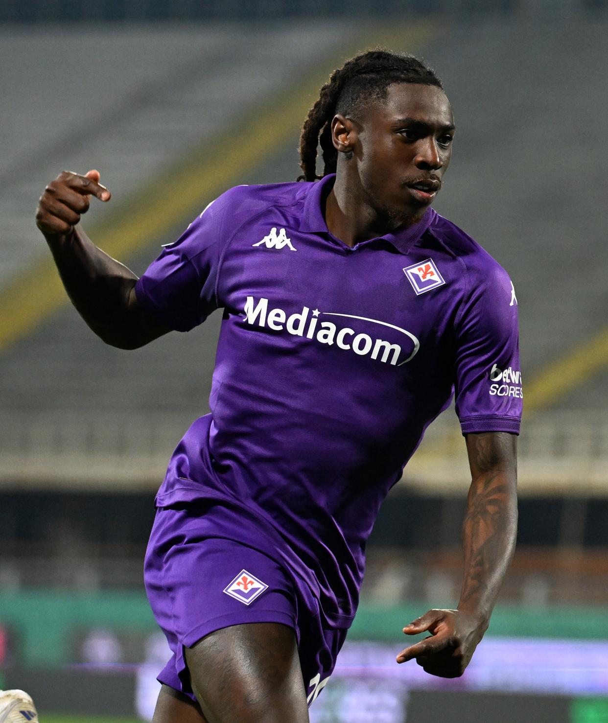 关于国际米兰1-0击败佛罗伦萨,继续领跑意甲联赛的信息 关于国际米兰1-0击败佛罗伦萨,继续领跑意甲联赛的信息