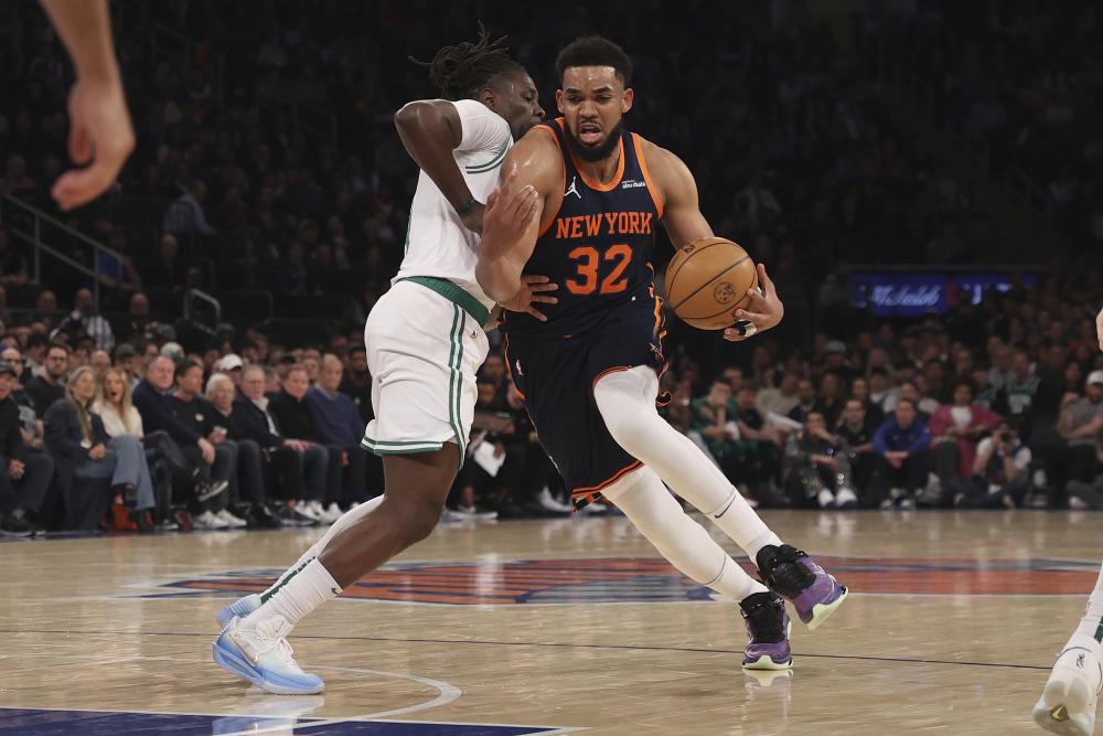 尼克斯险胜热火,波神砍25+10! 尼克斯险胜热火,波神砍25+10!