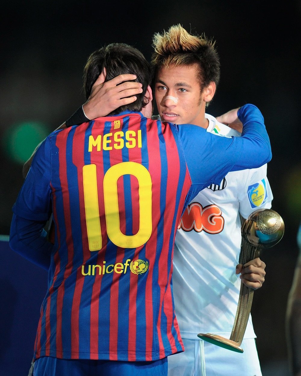 梅西携手内马尔,巴黎圣日耳曼击败曼联的简单介绍 梅西携手内马尔,巴黎圣日耳曼击败曼联的简单介绍