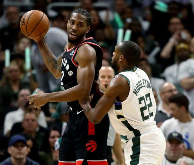 关于雄鹿击败球王领衔球队,排名攀升的信息 关于雄鹿击败球王领衔球队,排名攀升的信息