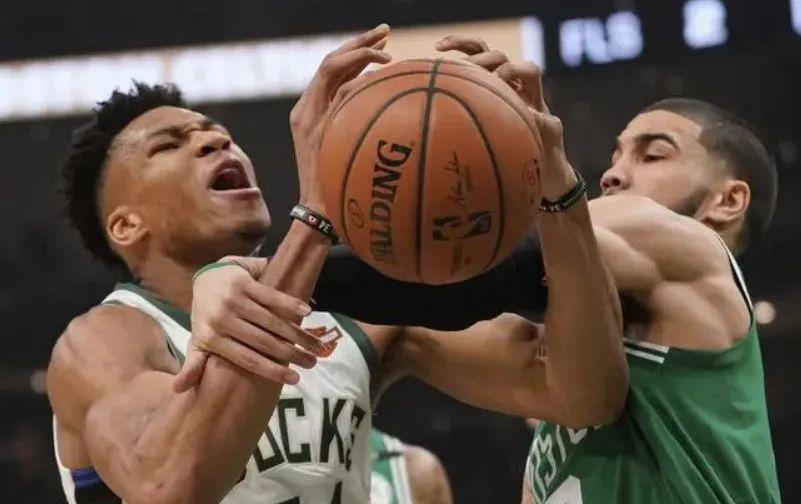 雄鹿击败凯尔特人,取得必要胜利 雄鹿击败凯尔特人,取得必要胜利