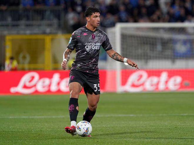 包含多特蒙德轻取那不勒斯，哈弗茨关键制胜的词条